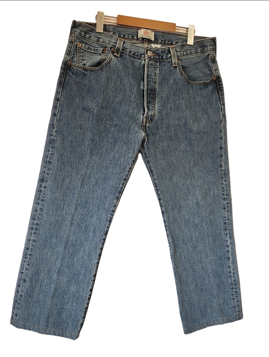 Levi's Other - Levi's Men's 501 Original Straight Leg Button Fly Jeans Med Vintage Wash Size 36